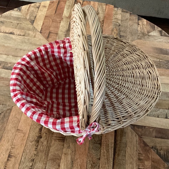 Dining Vintage Gingham Lined Picnic Basket Poshmark